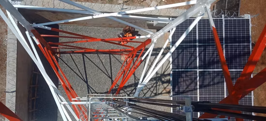 Staffa di montaggio per monitor TV in metallo per pannello solare, staffa di supporto per mensola/angolo in acciaio